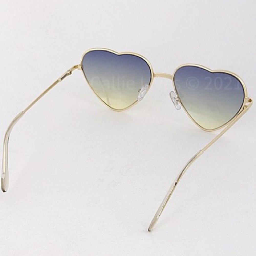 Callie Eye Heart Love: Colorful Ombré Lens Sunnies - Picture 2 of 4